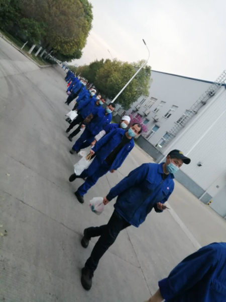 逆行勇士 (三等獎(jiǎng))_副本.jpg